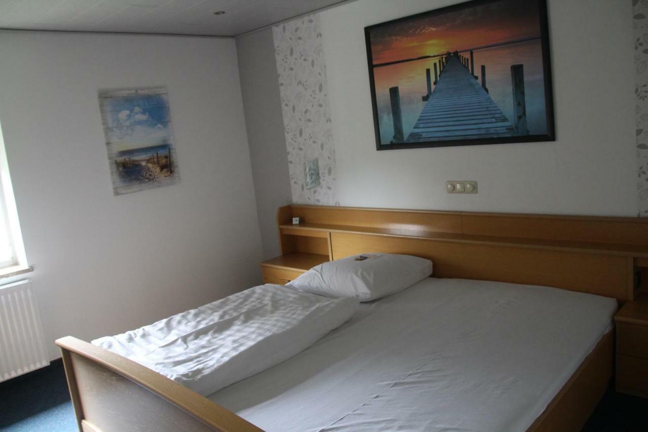 Pension Zum Waldblick Windbergen Buitenkant foto